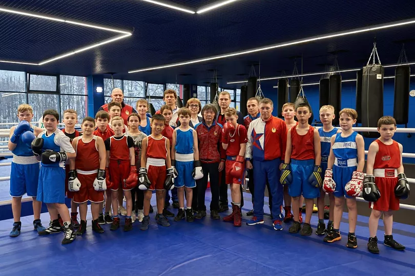 Спортивная школа (олимпийского резерва по боксу и кикбоксингу имени В.П. Ульянича)